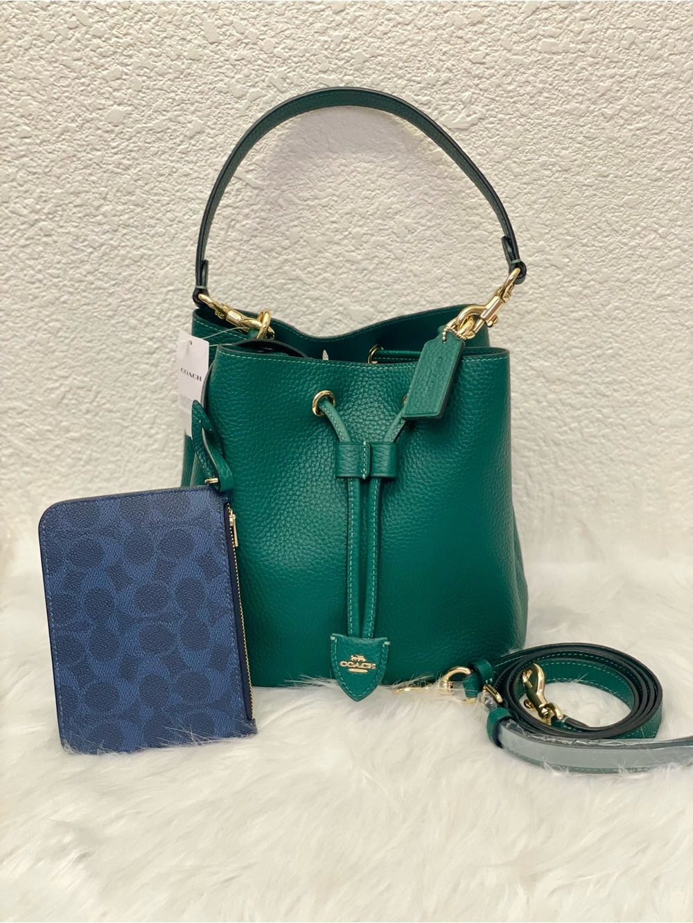 NWT Coach Rowan Bucket Bag With Navy Signature Canvas Pouch CBH06 In EMERALD